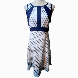 Ivanka Trump Sleeveless Blue/White Dress. Size 8